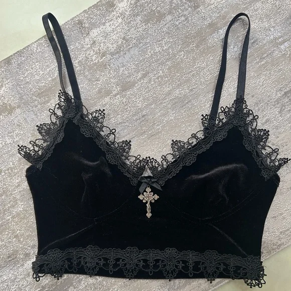 Women’s Lace trim bralette - Picture 1 of 14
